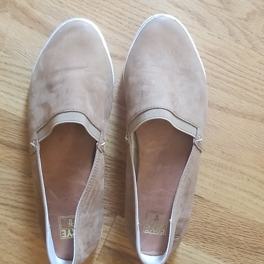 Frye Melanie Slip On Tan Suede Shoes 8M